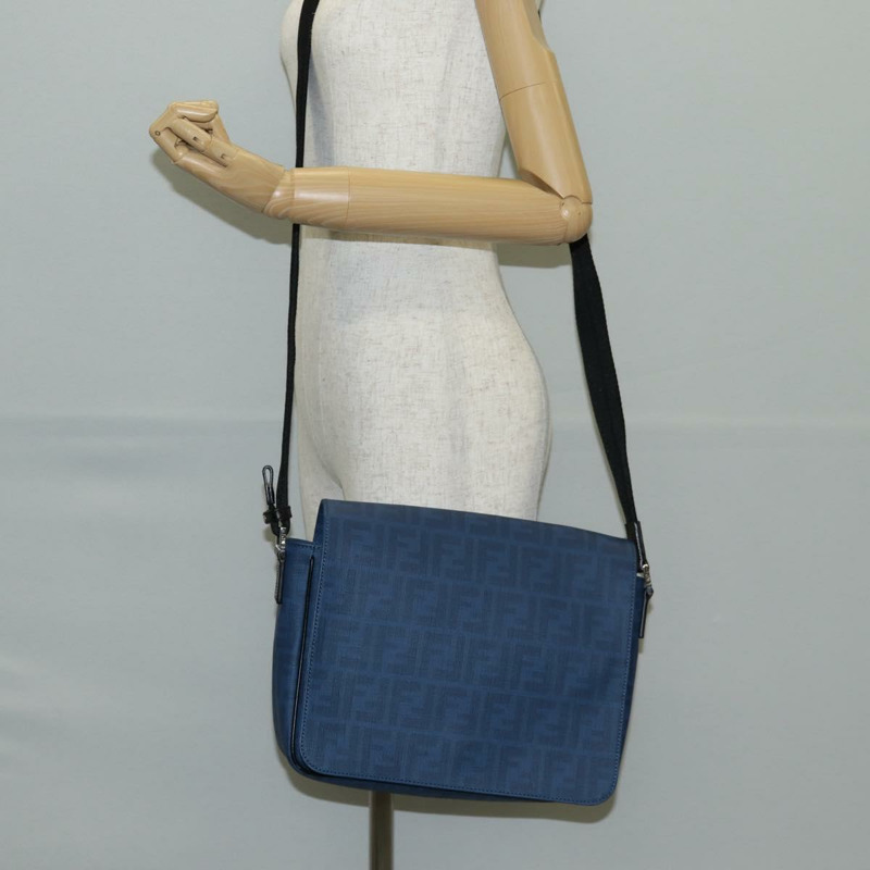 【日本直送】FENDI Zucca 帆布單肩包 PVC 藍色銀色 正品 135235M-23