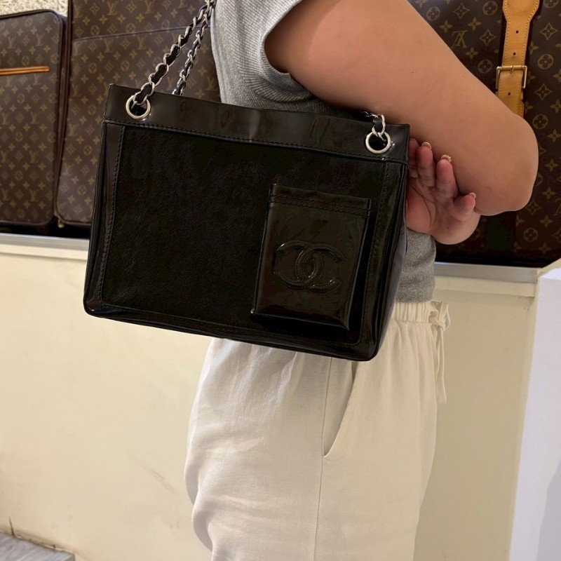 Chanel 銀鍊黑漆皮+馬毛口袋豆腐包 托特包-2
