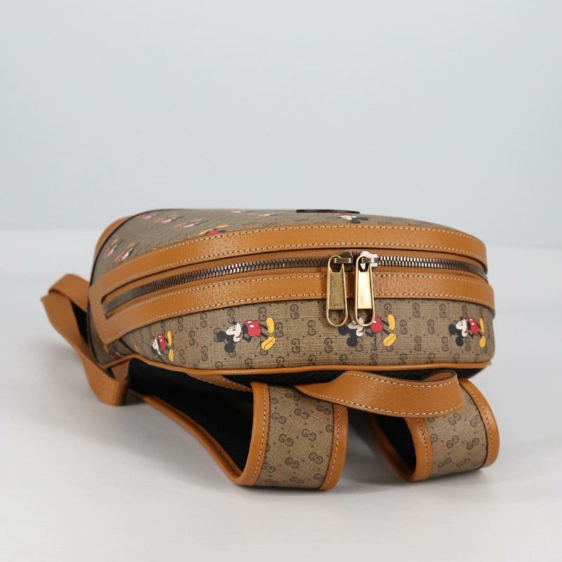 【日本直送】GUCCI GUCCIxDisney GG Supreme 雙肩包 PVC 米金色 552884 正品 140648M-5