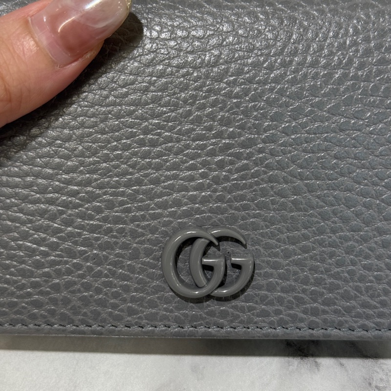 Gucci 灰牛皮Marmont銀釦對開5卡短夾-1
