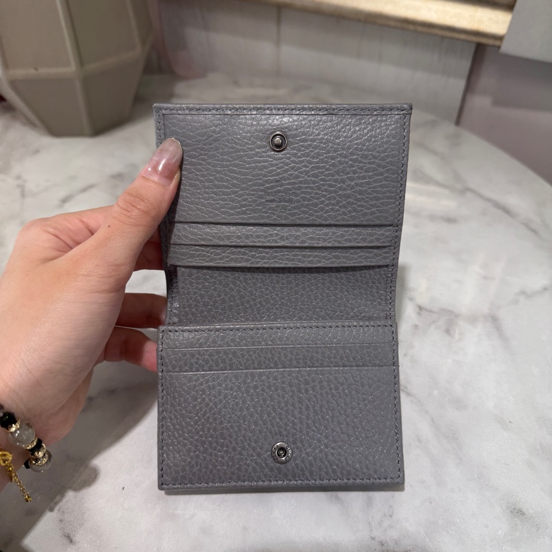 Gucci 灰牛皮Marmont銀釦對開5卡短夾-4