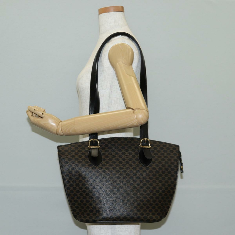 【日本直送】CELINE Macadam 帆布肩背包 PVC 皮革 黑金色 正品 am8906V-22