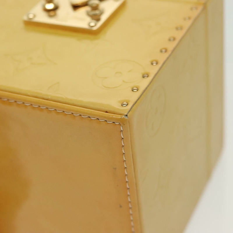 【日本直送】路易威登 Monogram Vernis Bleecker 化妝包 米色 M91002 正品 BA5541-13