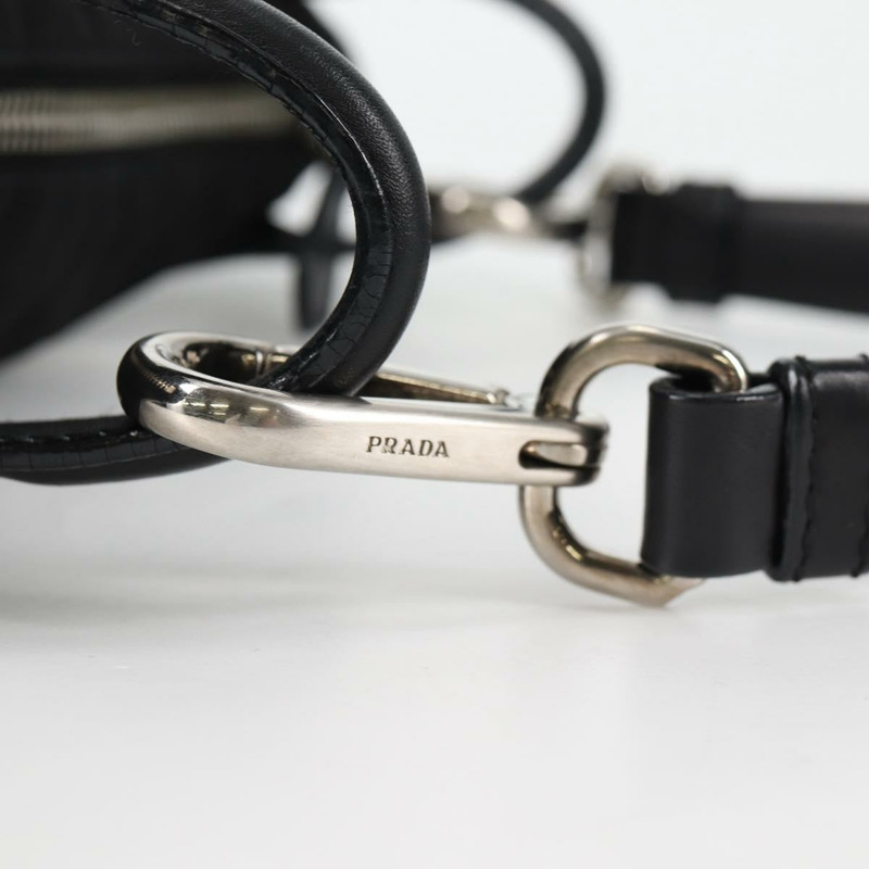 【日本直送】PRADA 肩背包 皮革 黑色 銀色 正品 yk19364V-7