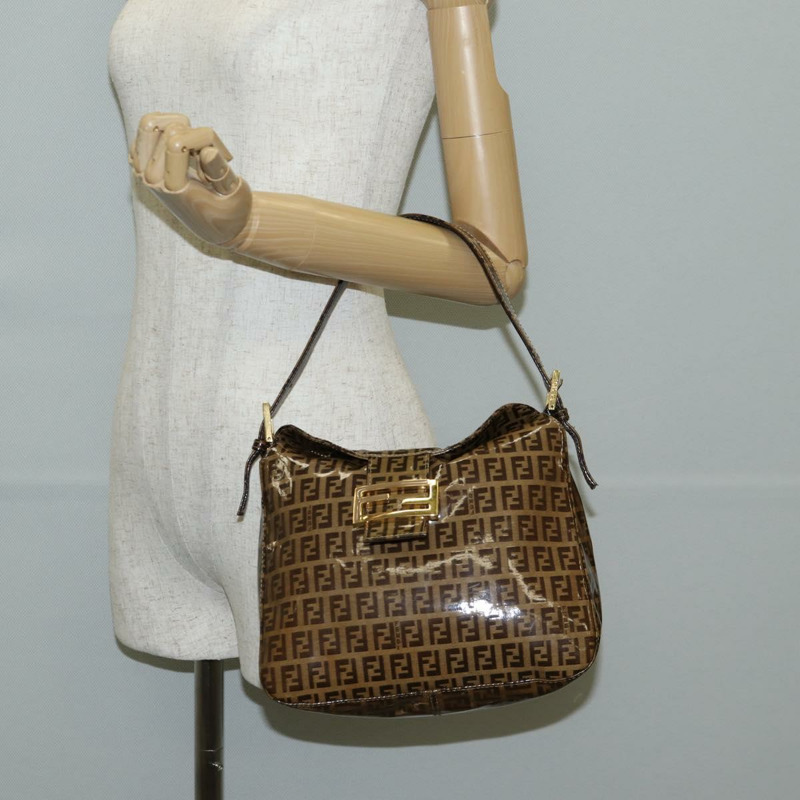 【日本直送】FENDI Zucchino 帆布 Mamma Baguette 肩背包 米色金色 正品 yk19418V-23
