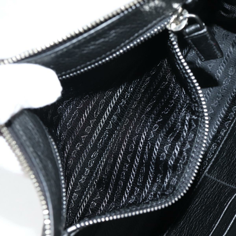 【日本直送】PRADA 手拿包 皮革 黑色銀色 2VF006 正品 yk19468V-22