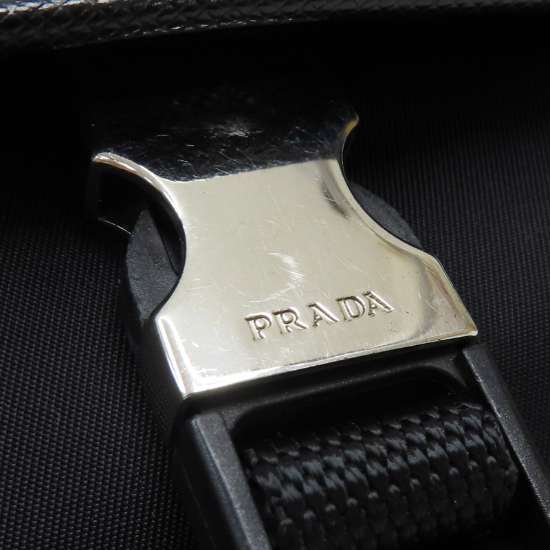 黑色Re-Nylon Saffiano牛皮 肩背包 手機袋 2ZH108【PRADA 普拉達】 2ZH108-13