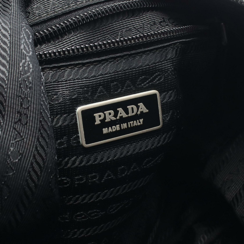 PRADA 三角形標誌斜背包尼龍皮革黑色二手男女通用-3