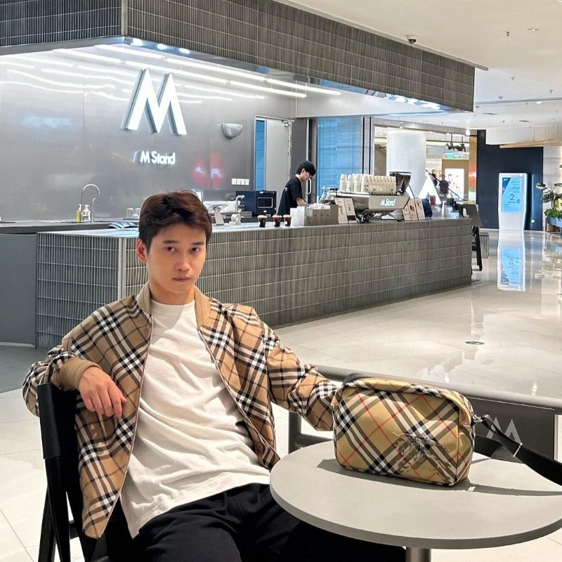 BURBERRY Paddy 格紋 相機包 原價36900-2