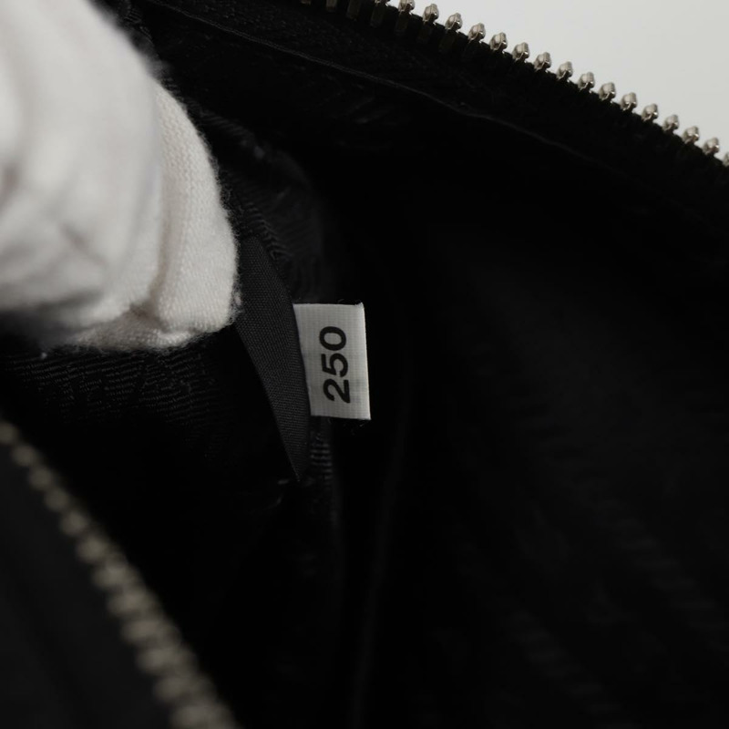 【日本直送】PRADA 手拿包 Saffiano 尼龍黑銀色正品 am9108V-11