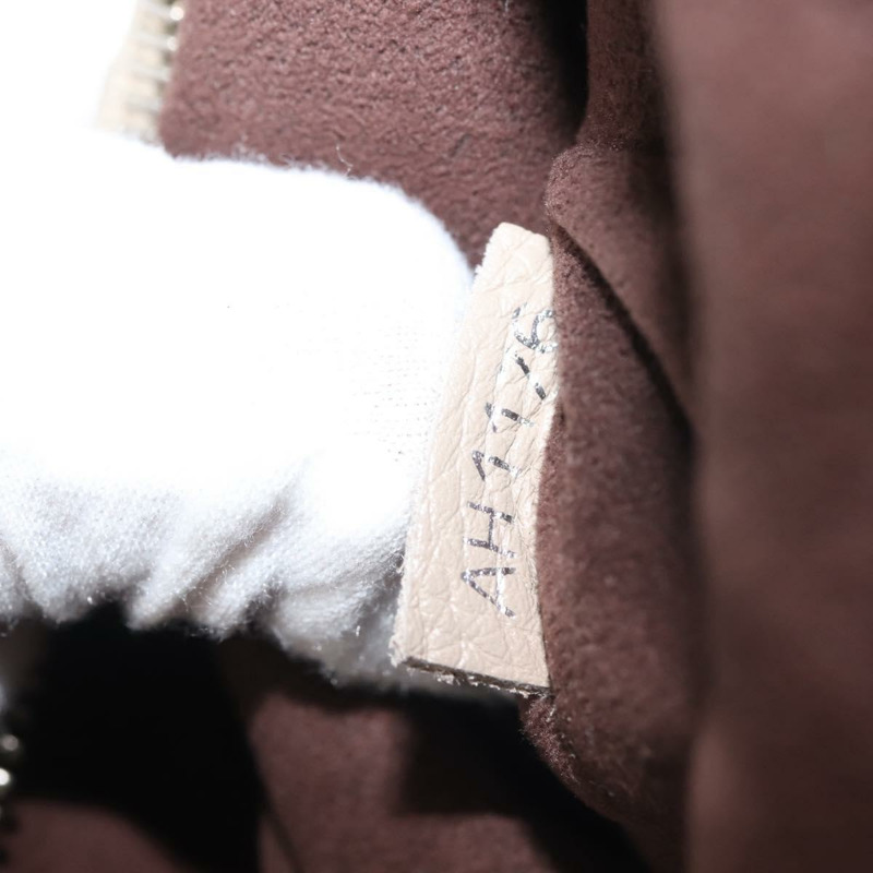 【日本直送】路易威登 Monogram Mahina Sevres 包皮革米色 M41791 LV 授權 BA6064-11