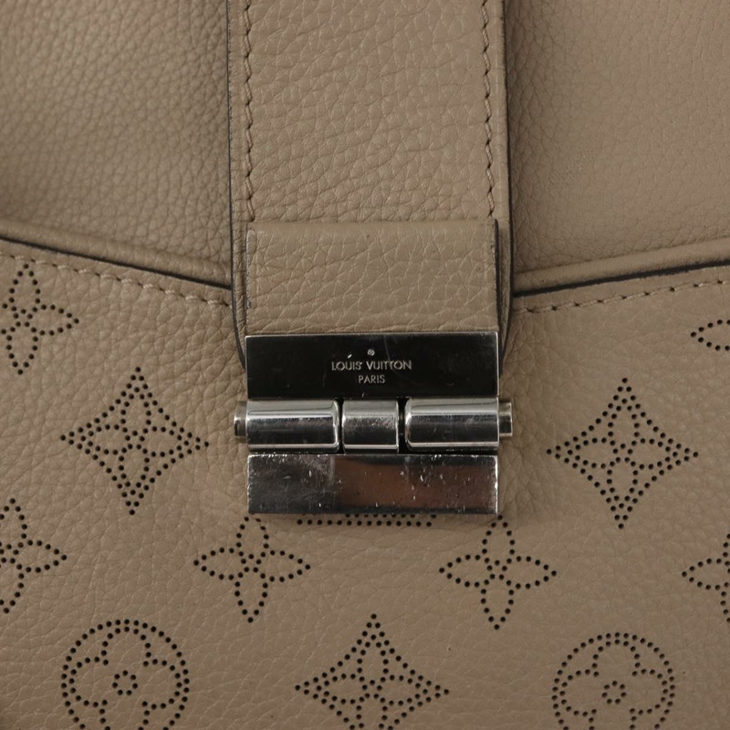 【日本直送】路易威登 Monogram Mahina Sevres 包皮革米色 M41791 LV 授權 BA6064-16