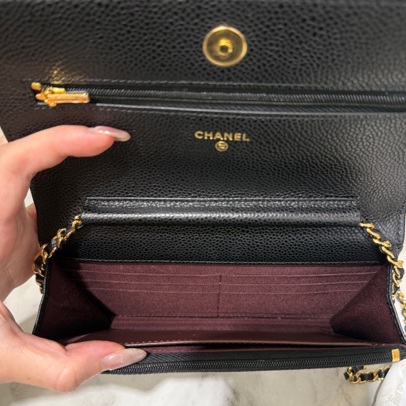Chanel 黑荔枝牛皮菱格紋Woc金釦下蓋6卡斜背鏈包AP0250-4