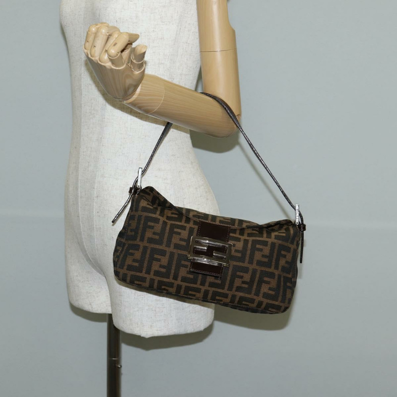 【日本直送】FENDI Zucca 帆布 Mamma Baguette 單肩包 黑棕色 正品 143821V-23