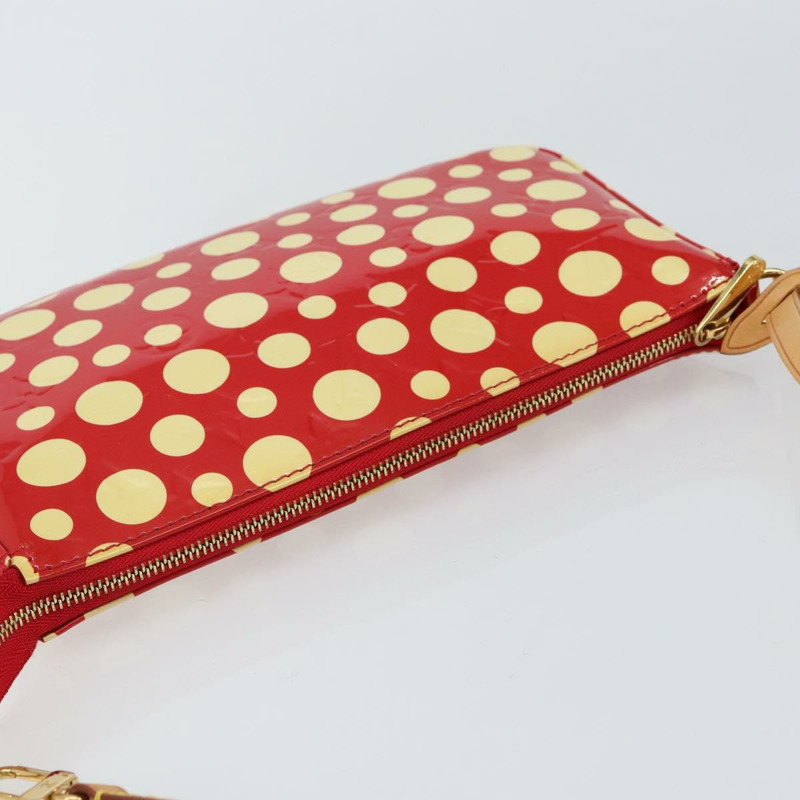 【日本直送】路易威登 Vernis Yayoi Kusama 手拿包配件紅色 M91428 正品 141217A-5