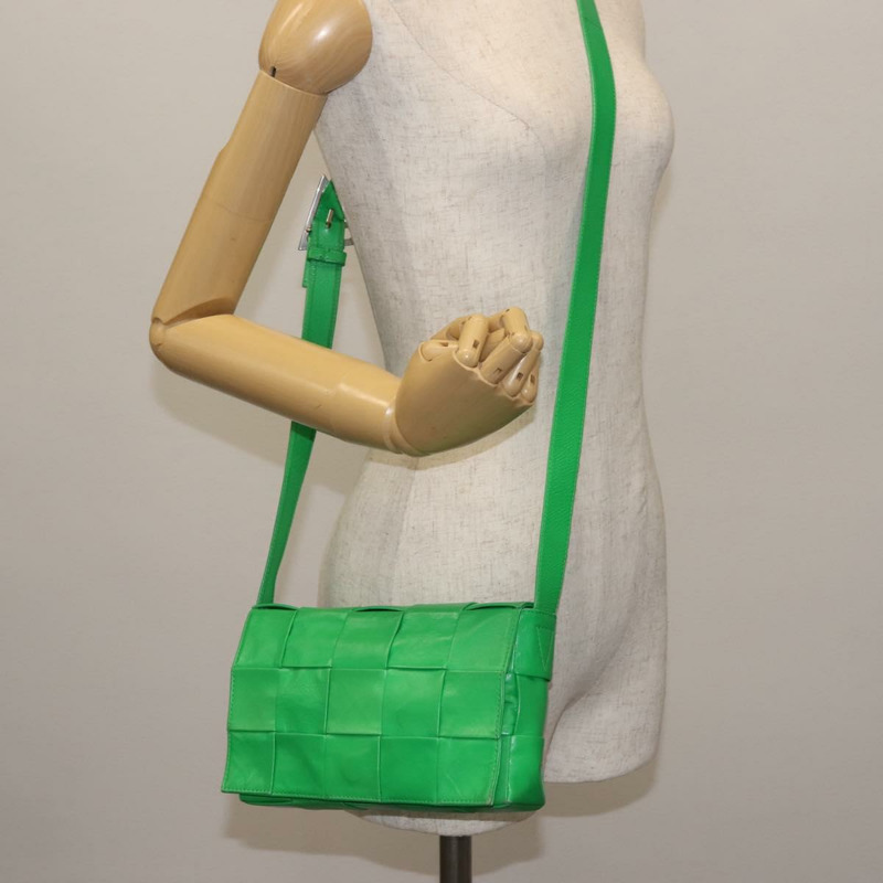 【日本直送】BOTTEGA VENETA MAXI INTRECCIATO 卡式單肩包 皮革 綠色 正品 BA6369-19