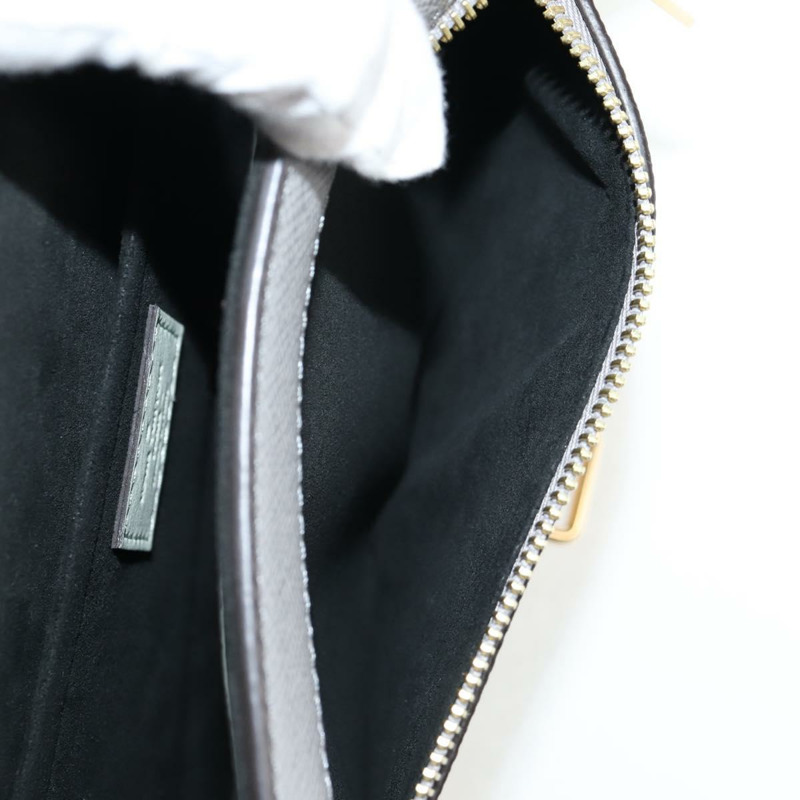 【日本直送】LOUIS VUITTON Taiga Trapeze 單肩包 Gracie LV 正品 130675M-23