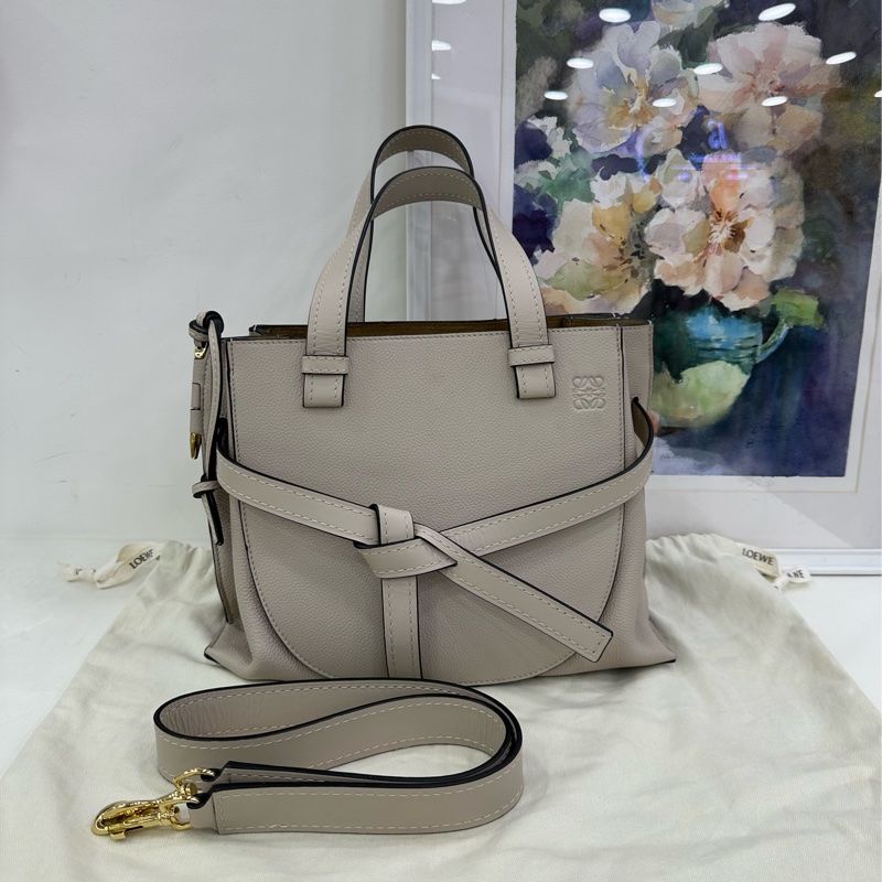 Loewe羅意威 Gate米灰色 tote托特包 帶肩帶 99新近閒置 底長30cm-0