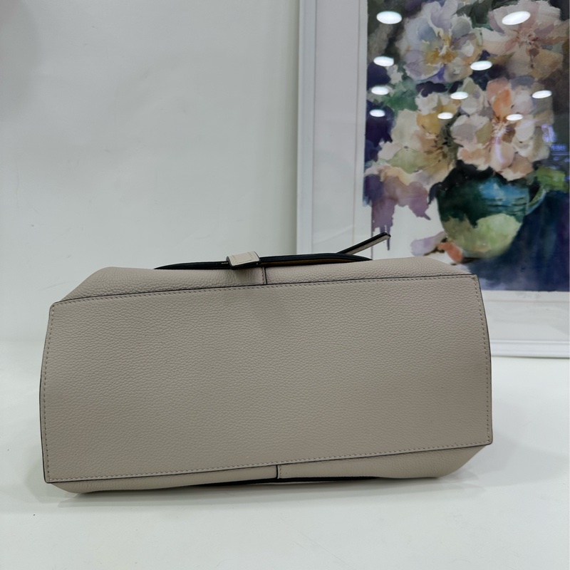 Loewe羅意威 Gate米灰色 tote托特包 帶肩帶 99新近閒置 底長30cm-6