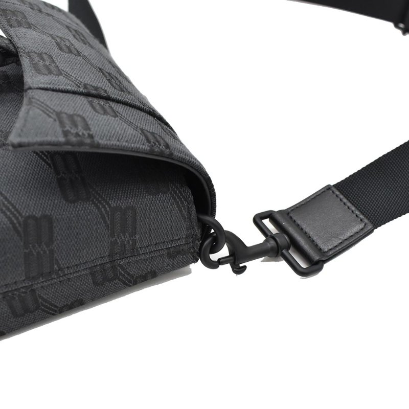 【門市全新現貨】BALENCIAGA 巴黎世家 MONOGRAM LOGO 提花帆布斜背包沙漏包 (附防塵袋)-4
