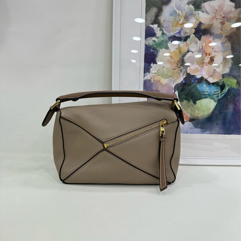 loewe 羅意威puzzle 小號 底長24 熱門款沙色-2