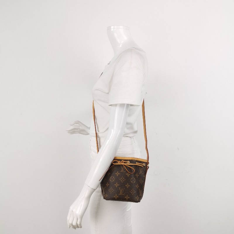 Louis Vuitton (LV) NOE Nano Monogram印花抽繩 斜背包 肩背包-1