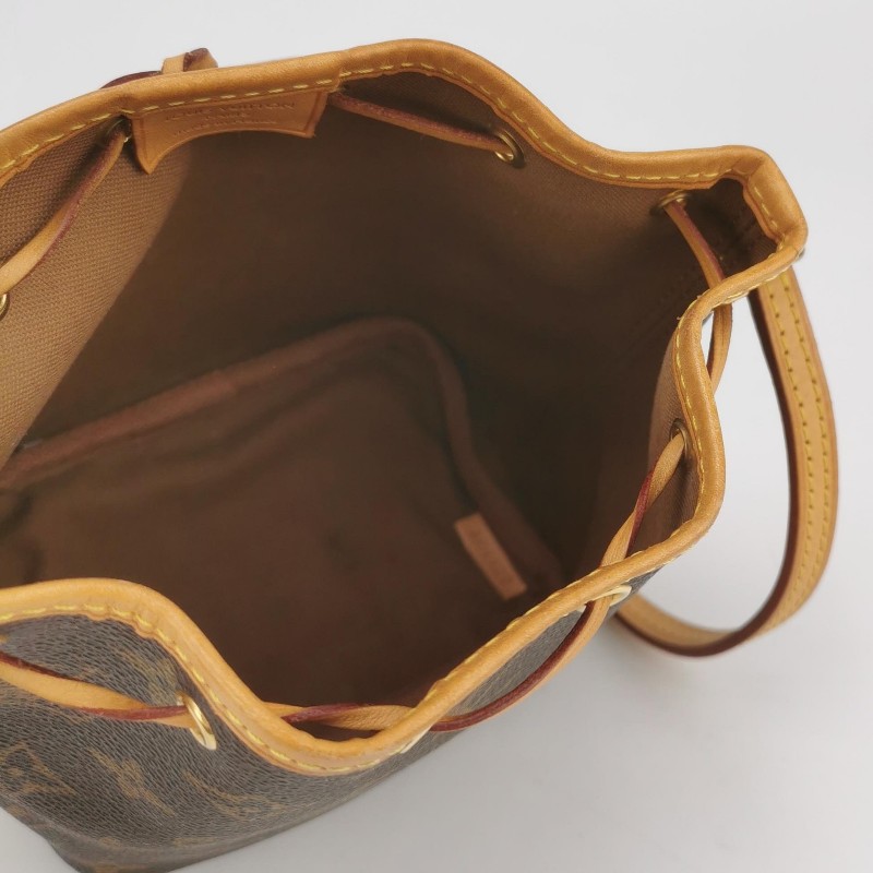 Louis Vuitton (LV) NOE Nano Monogram印花抽繩 斜背包 肩背包-6