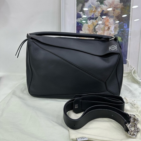 Loewe羅意威puzzle大號黑色 尺寸33cm*15cm*21.5cm
