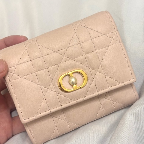 Dior中夾粉