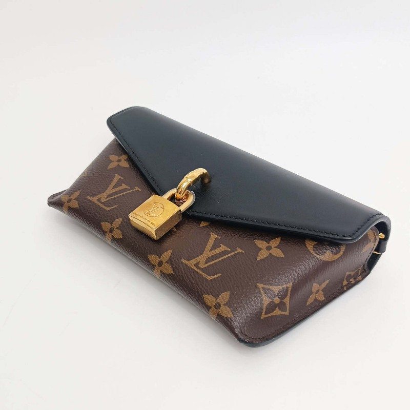 Louis Vuitton Padlock On Strap M80559 晶片款-5