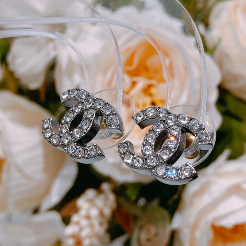 TW4488 Chanel香奈兒經典1.5cm閃石耳環 Classic CC Logo Earrings Crystal x PHW-3