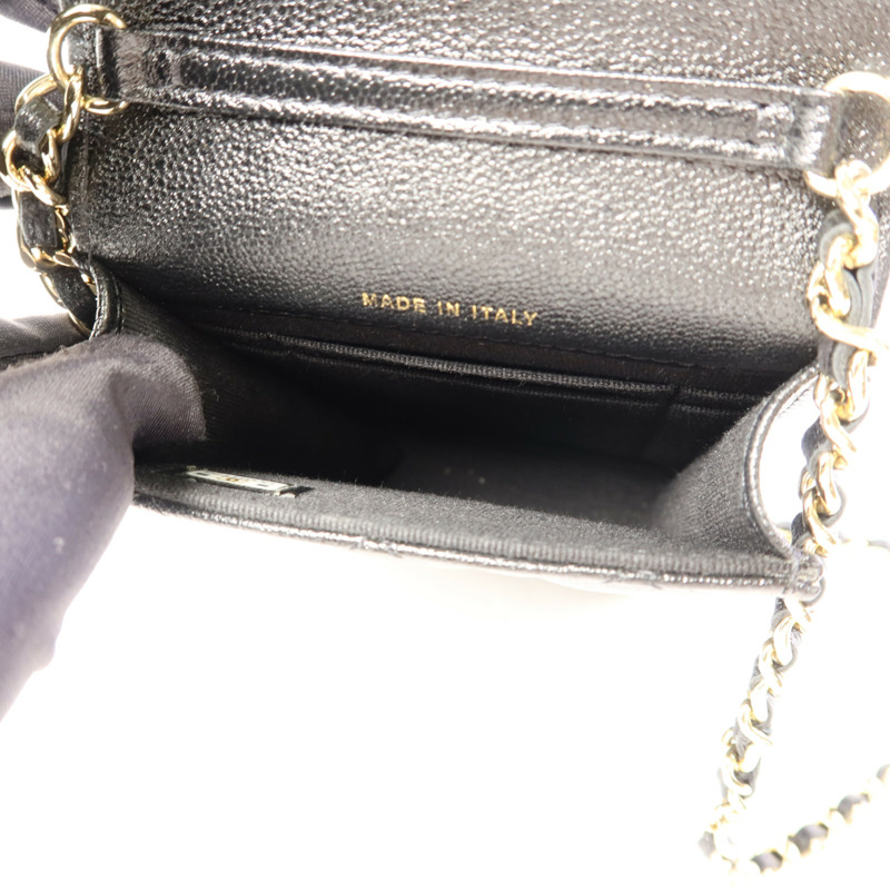 CHANEL 牛皮皮革Phone and Airpods Case金扣手機袋-5