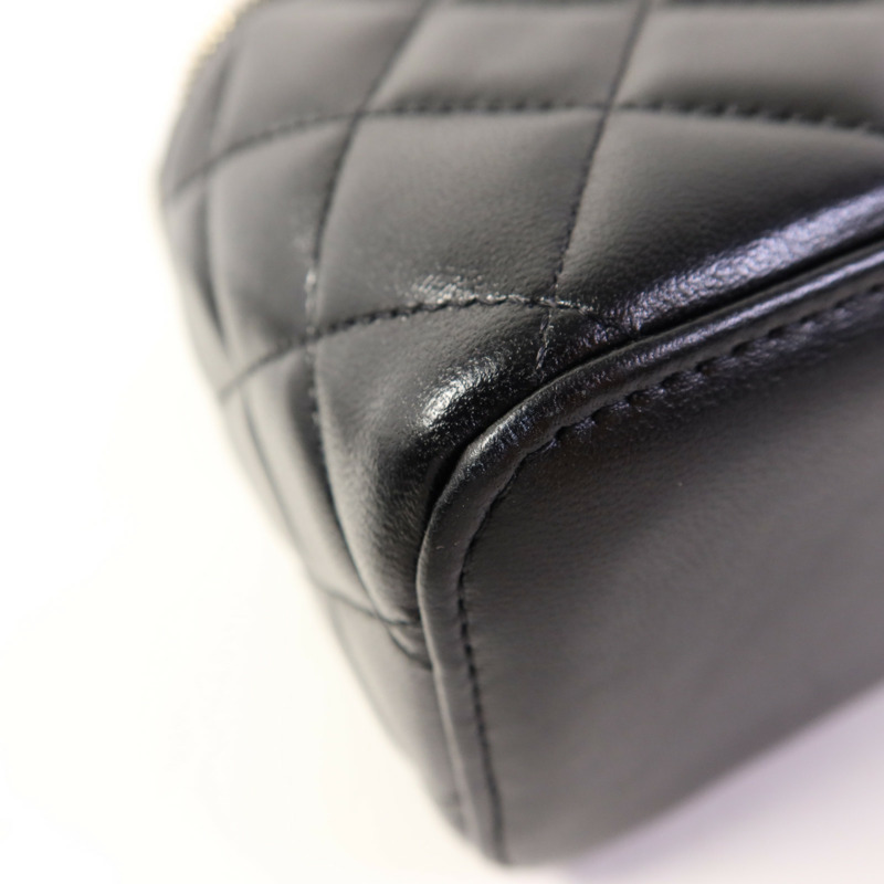 CHANEL 羊皮皮革Vanity Case金扣鏈帶手挽肩背兩用袋-10