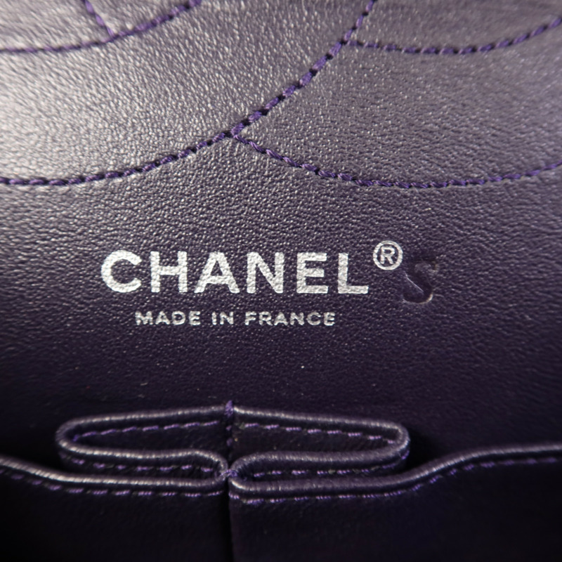CHANEL 牛皮皮革2.55 Jumbo銀扣鏈帶肩背袋-9