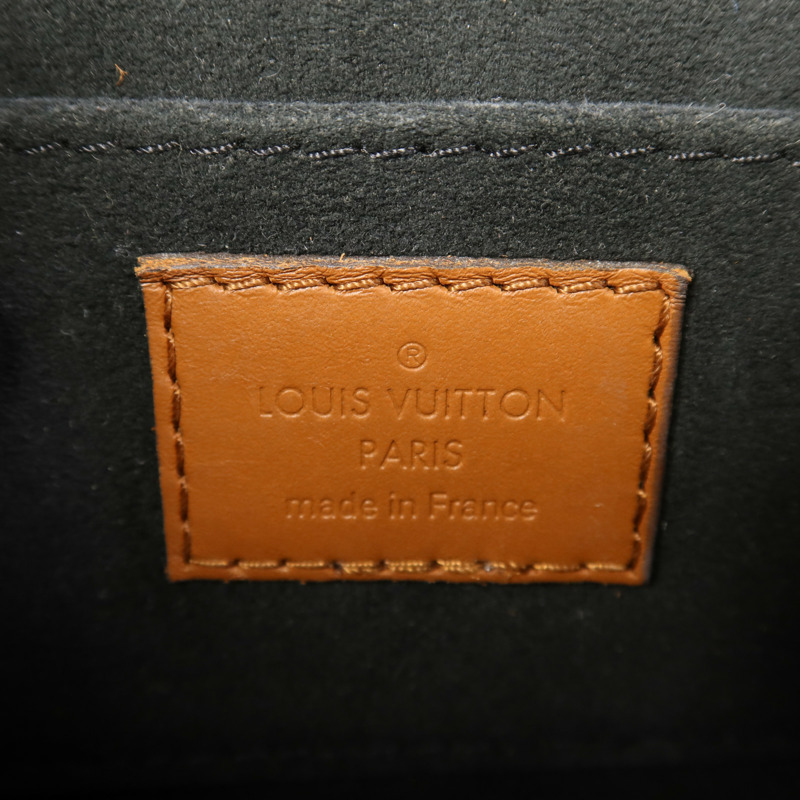 LOUIS VUITTON Monogram Reverse Mini Dauphine金扣肩背袋-7