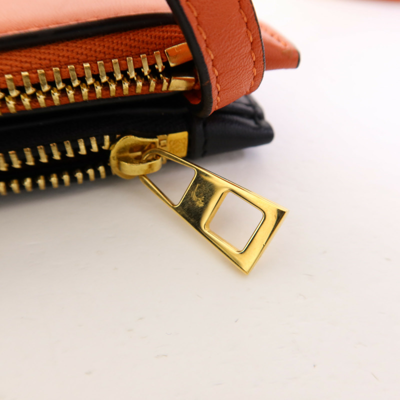LOEWE 牛皮皮革Gate Double金扣肩背袋-10