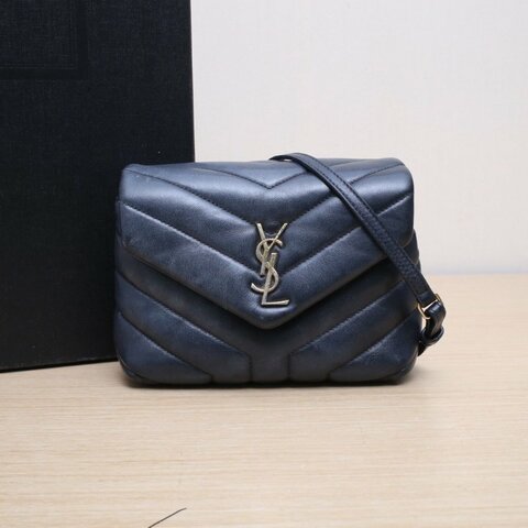SAINT LAURENT LOULOUMini20Y縫黑色牛皮金扣肩背包
