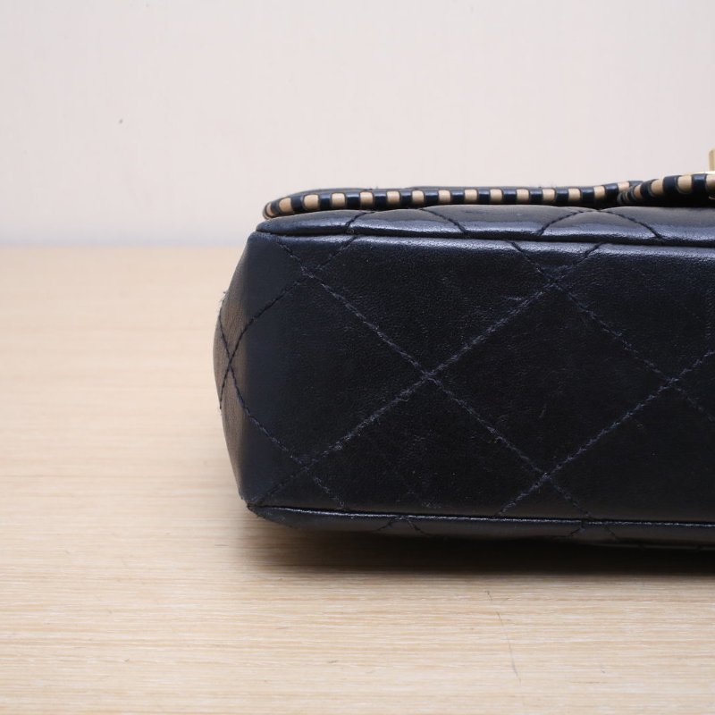 CHANEL 黑色牛皮8開金扣中古CF經典口蓋包蕾絲滾邊鏈條肩背包-2