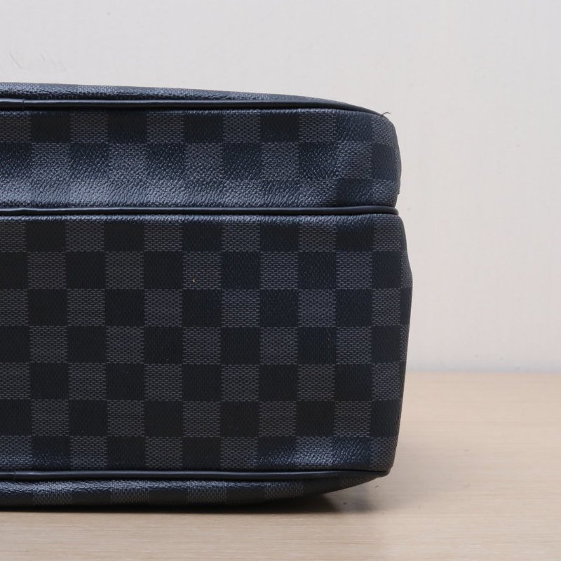 LOUIS VUITTON 黑棋格PVC2008中古雙層橫版相機包棋盤格肩背包-3