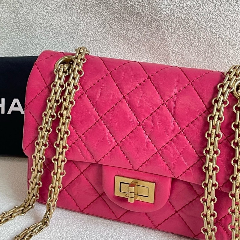 CHANEL 2.55 迷你款 玫粉色 經典菱格紋搭配復古金扣 油蠟牛皮 肩背包-1