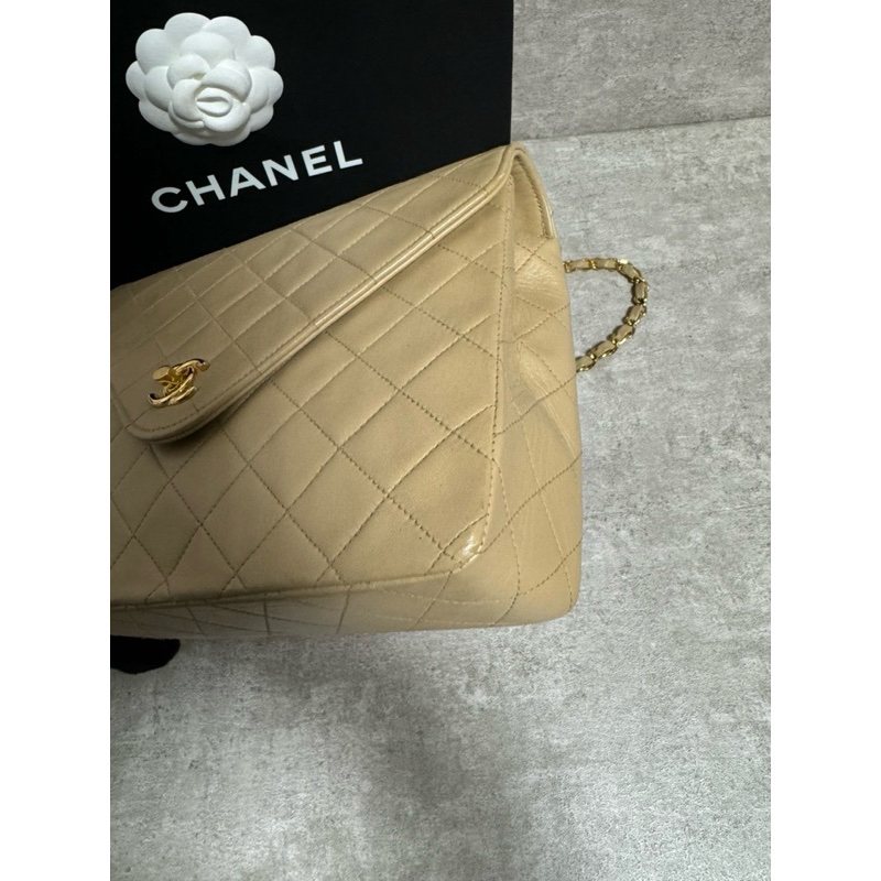 正品Chanel vintage奶茶色金釦口蓋包-8