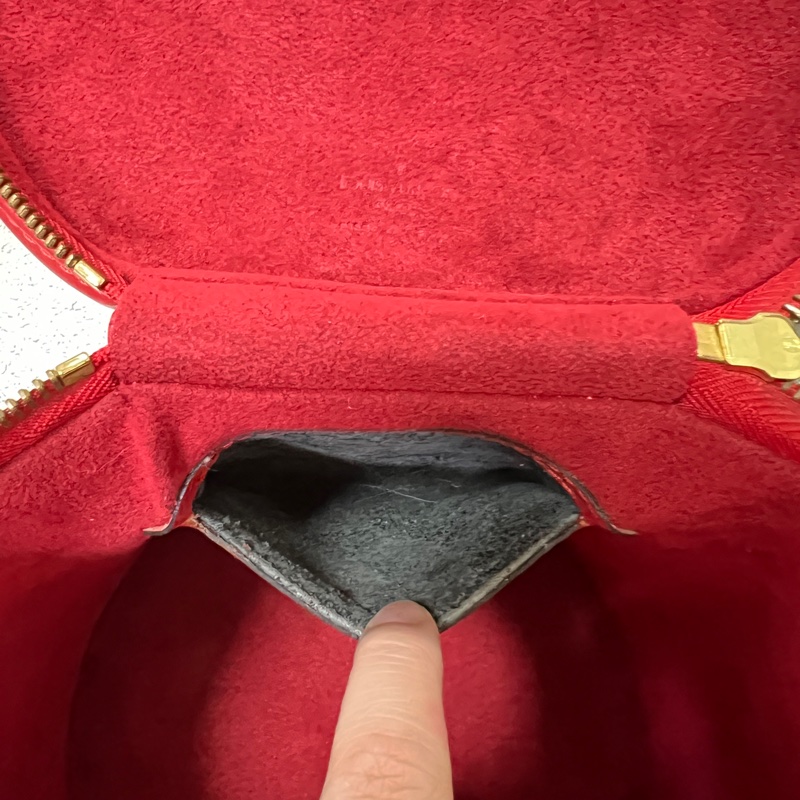 中古Louis Vuitton Epi Cannes 紅色手提包化妝袋收藏品-13