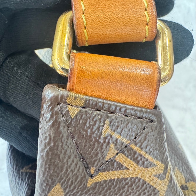Lv腰包胸口💼-4