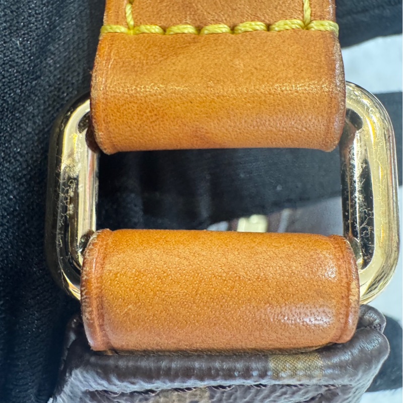 Lv腰包胸口💼-5