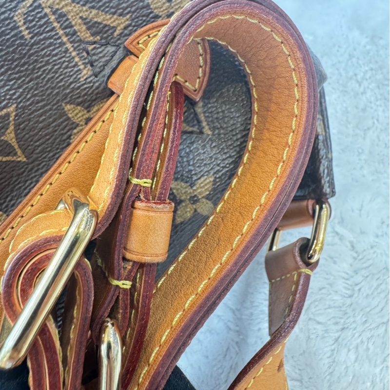 Lv腰包胸口💼-22