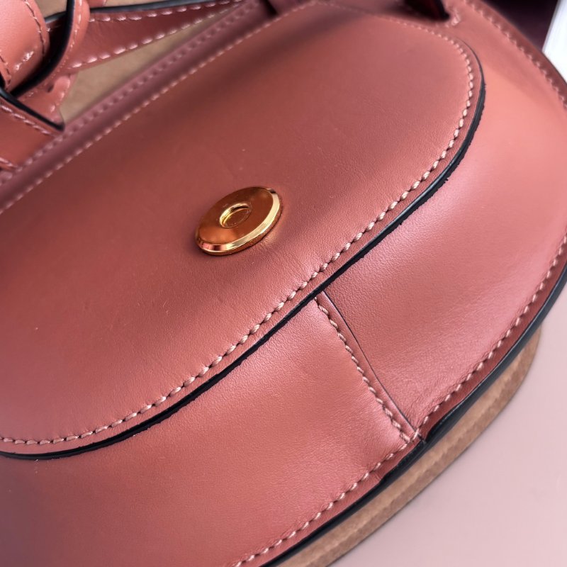 ::LOEWE:: 棕褐色 你柔軟小牛皮緹花 Gate Dual 包款-18
