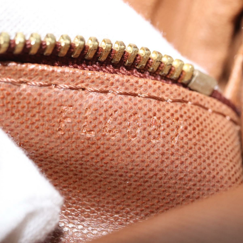 【日本直送】路易威登 Monogram Dop Kit 化妝包 M44494 LV Auth 145364-11