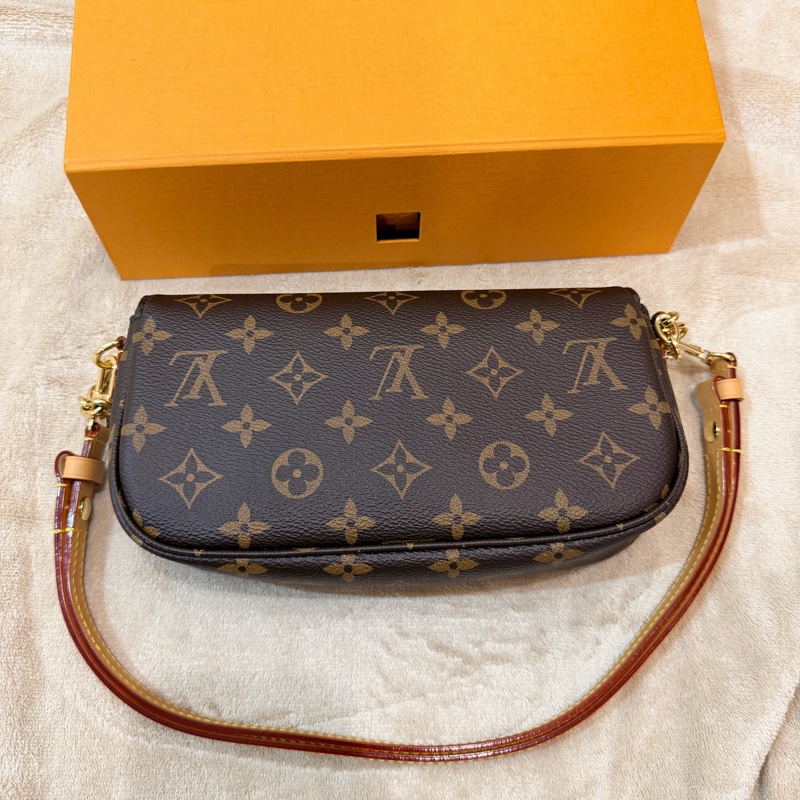 LV Ivy 包 二手極新美包 m81911-10