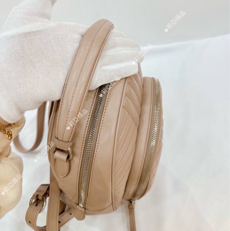 莉亞精品♡ Prada 後背包 奶茶色 二手美包-6