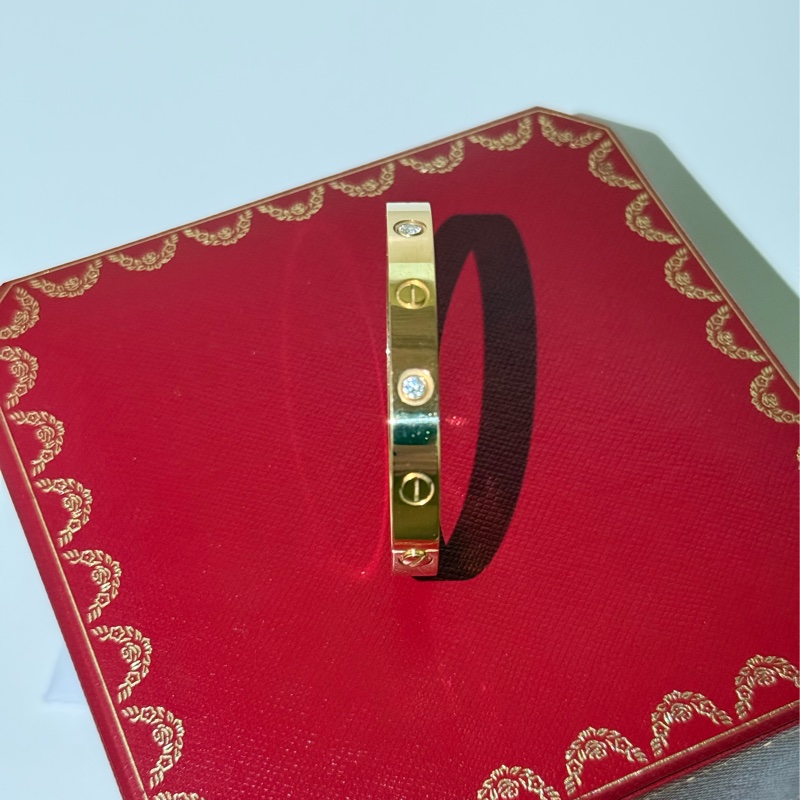 (台灣購證全配)Cartier 750黃K金6點鑽寬版love手環-9